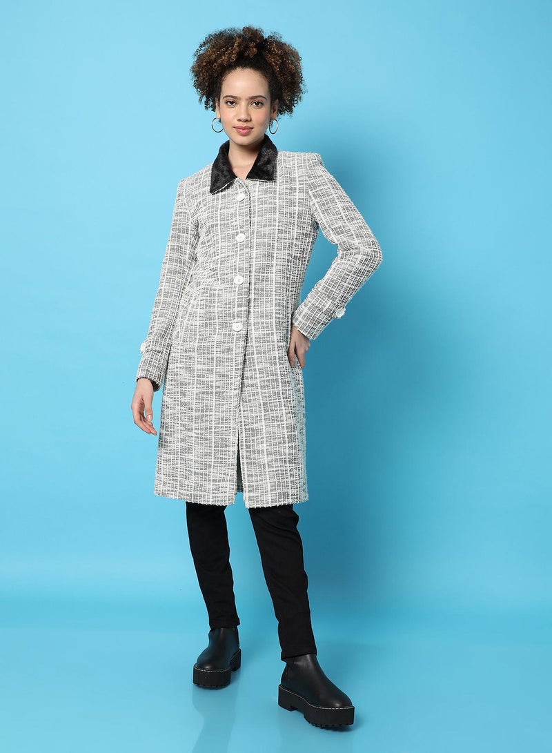 PINACOLADA Women's Midnight Black & Cloud White Check-Jacquard Long Coat - Image 3