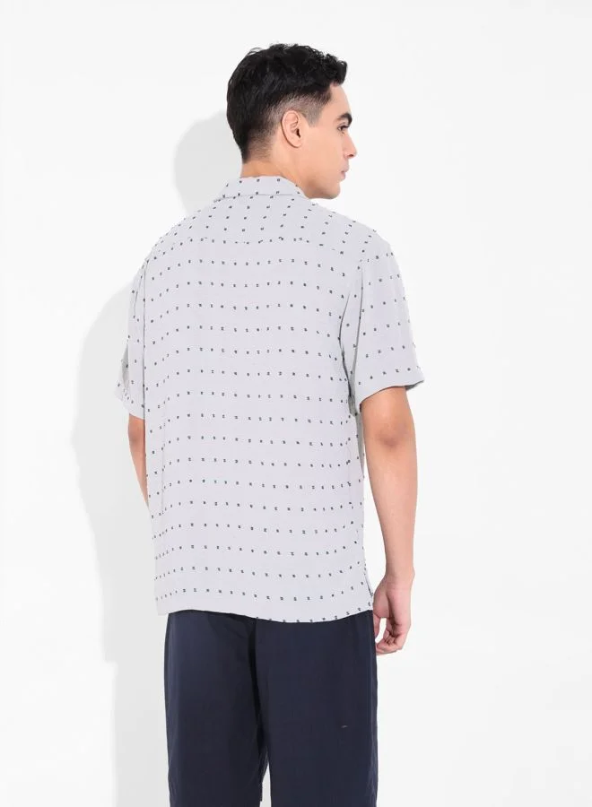 شركة المرآب الهندية Men Relaxed Fit Textured Cuban Collar Half Sleeves Shirt