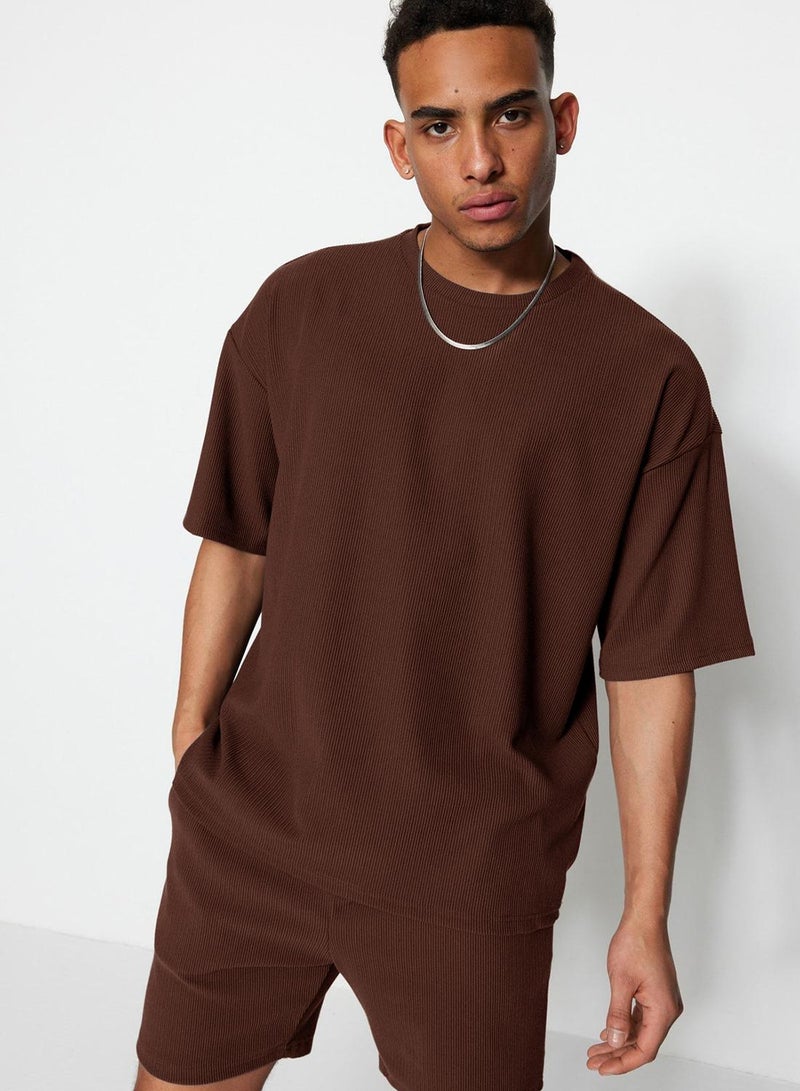 trendyol Brown Premium Oversize/Wide Cut Textured Ottoman T-Shirt - Image 1