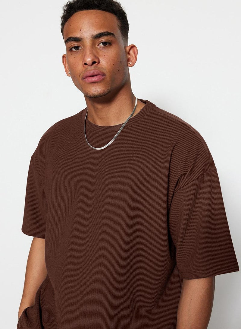 trendyol Brown Premium Oversize/Wide Cut Textured Ottoman T-Shirt - Image 3