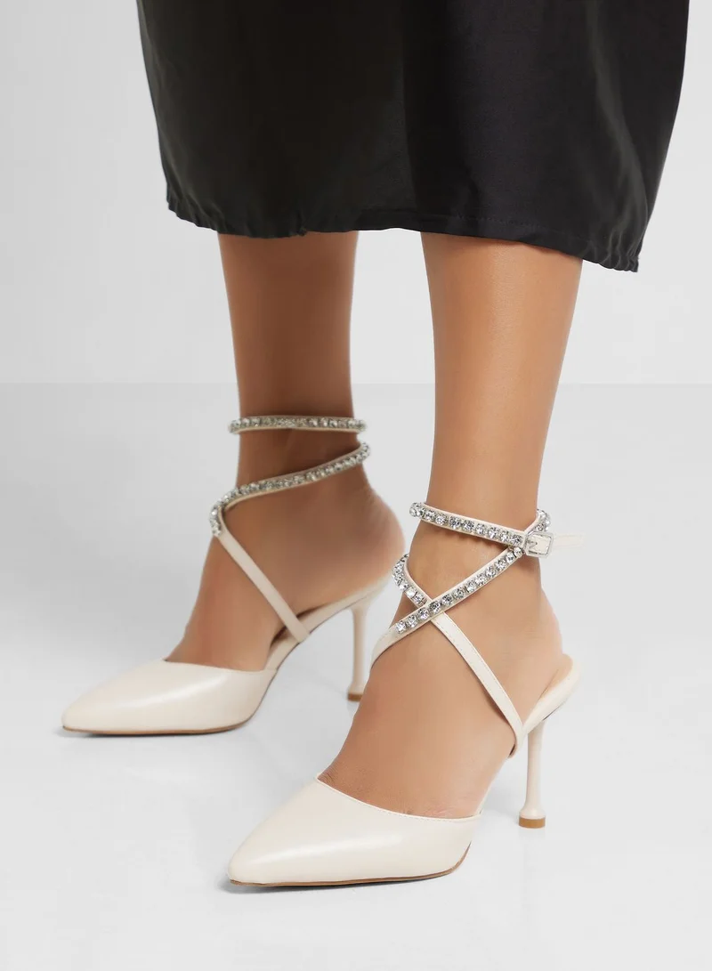 ايلا ليمتد اديشن مضخة Diamante Cross Over Strap