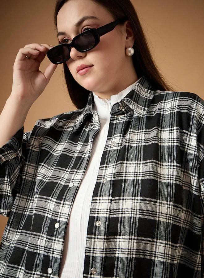 SASSAFRAS SASSAFRAS Plus Size Flannel Checked Regular Fit Buttoned Shacket