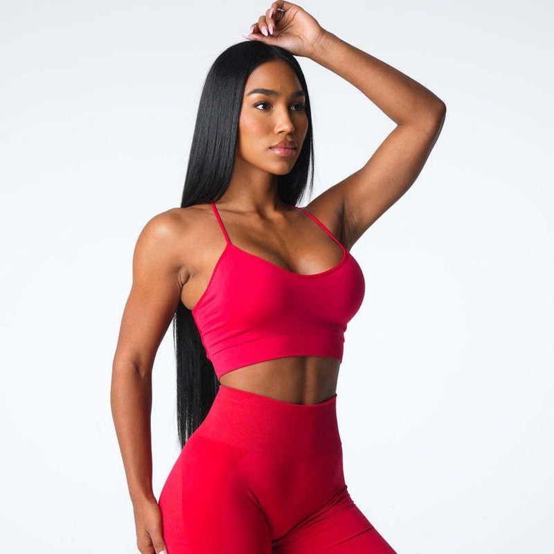 Seamless Cross-Back Sports Bra for Yoga and Fitness apple red - Image 5