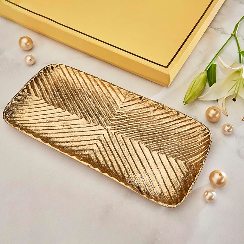 THE GIFT STUDIO.COM Artisinal Grooved Platter, Gold Finish, Grooved Chevron Pattern | The Gift Studio - Image 3