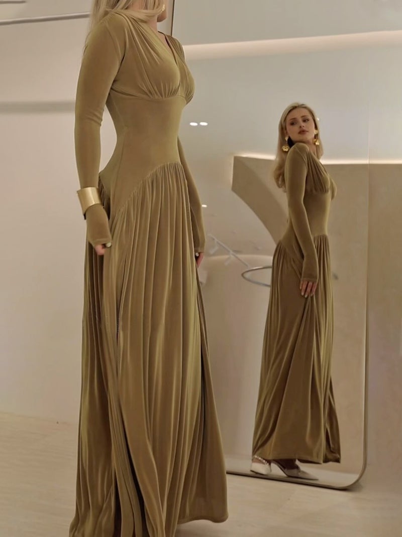 Elegant Long Sleeve Velvet Dress with Waist Cinching for Women - Image 2