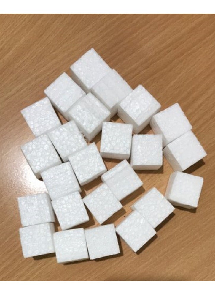 La Home - Polystyrene Styrofoam Packing Chips Peanuts Packaging Cubes Blocks (2x2x2cm, 1000g) - Image 1