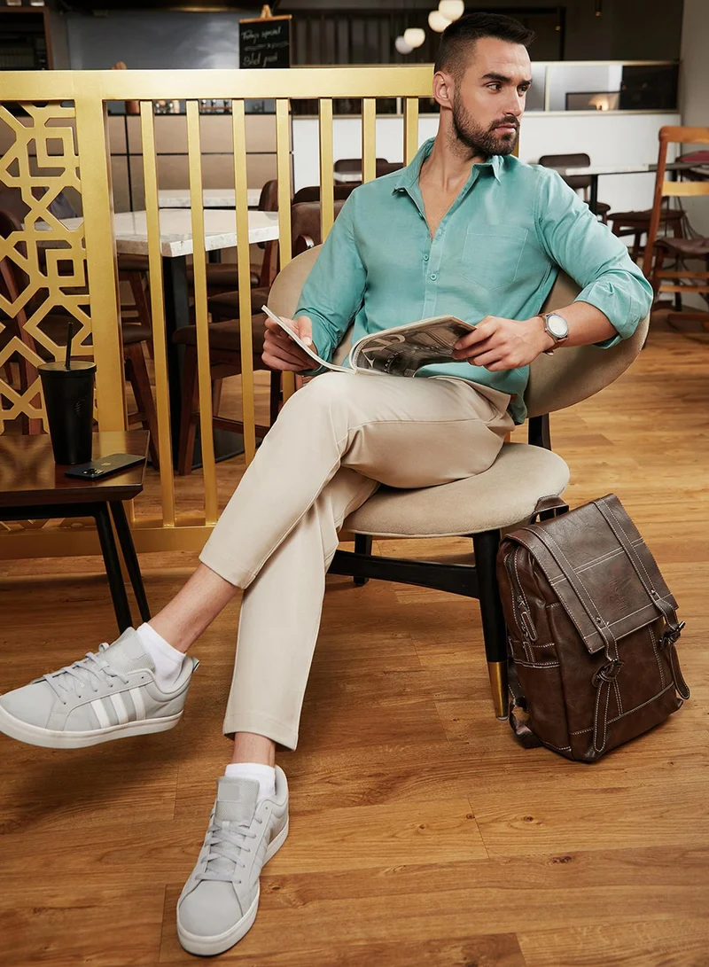 Campus Sutra Men's Solid Aqua Green Button Up Spread Collar Shirt For Casual Wear | Regular Fit | Cotton Shirt Crafted With Long Sleeve, Comfort Fit & High-Performance For Everyday Wear