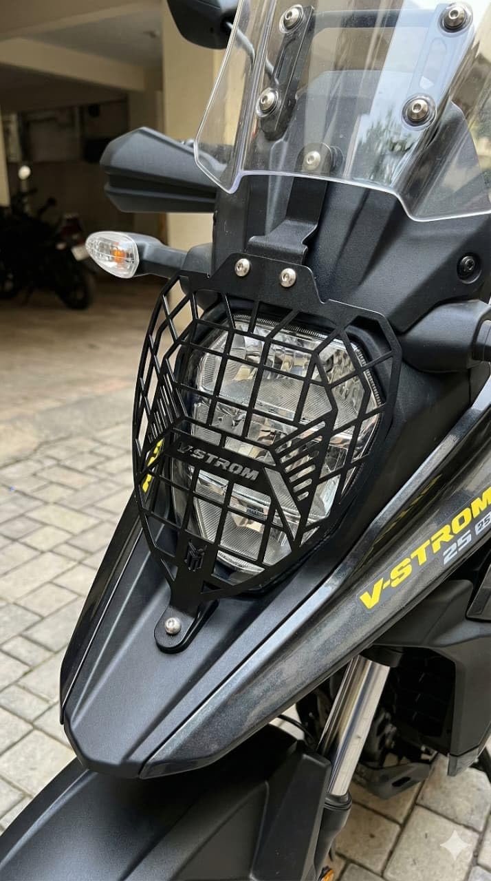 MILACHIN Vstrom SX 250 Headlight Guard Grill,Black Metal Jaali Protector Center Branded Geometric, Mesh Pattern Logo Design with Bolt-on Installation Suitable For Vstrom SX 250. - Image 3