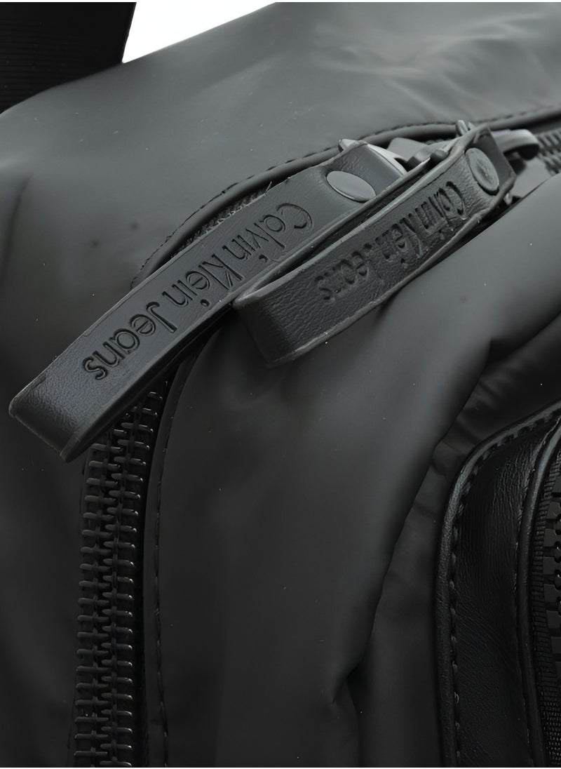 CALVIN KLEIN JEANS PLUS - Calvin klein Black Backpack For Men - Image 1