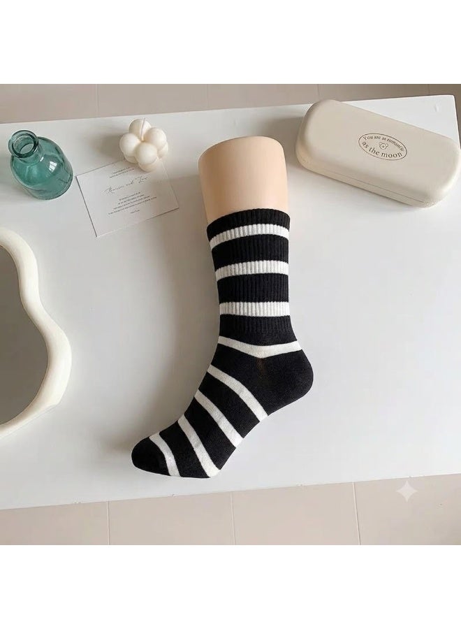 Unisex Classic Black & White Striped Crew Socks - 1 Pair