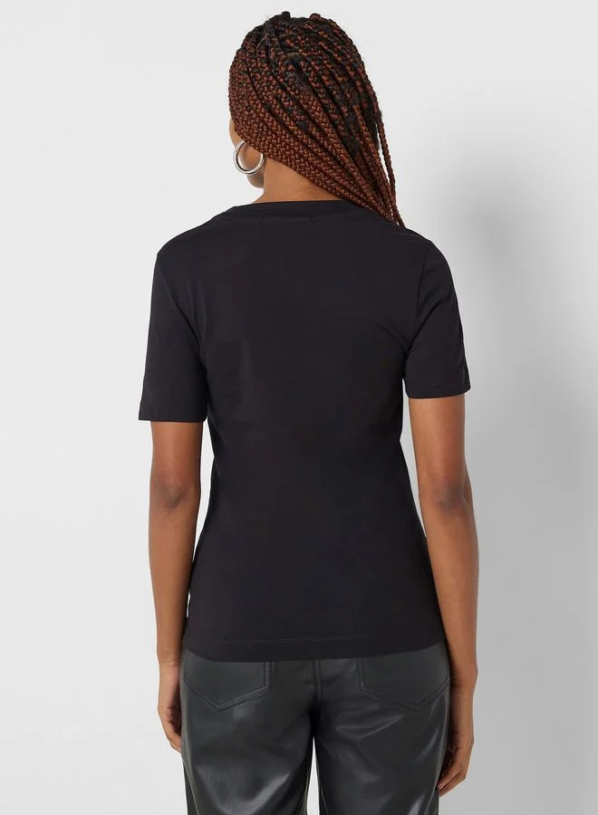 Calvin Klein Jeans Crew Neck Logo T-Shirt