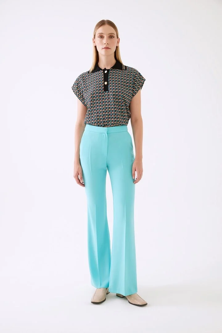 اكسيكيوز بنطلون من قماش واسع بقصة إسبانية