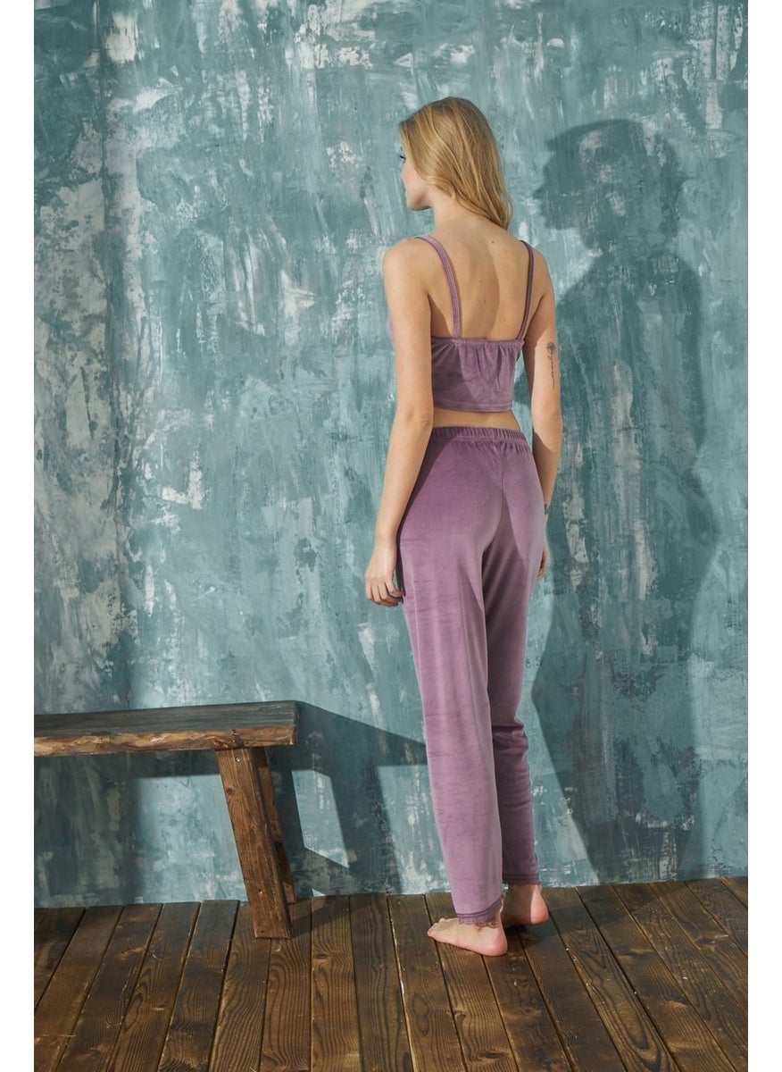 Bie's Women's Crop French Velvet Dressing Gown with Lace Detail Bralet Pajama Set 3 Piece Set  - Image 5