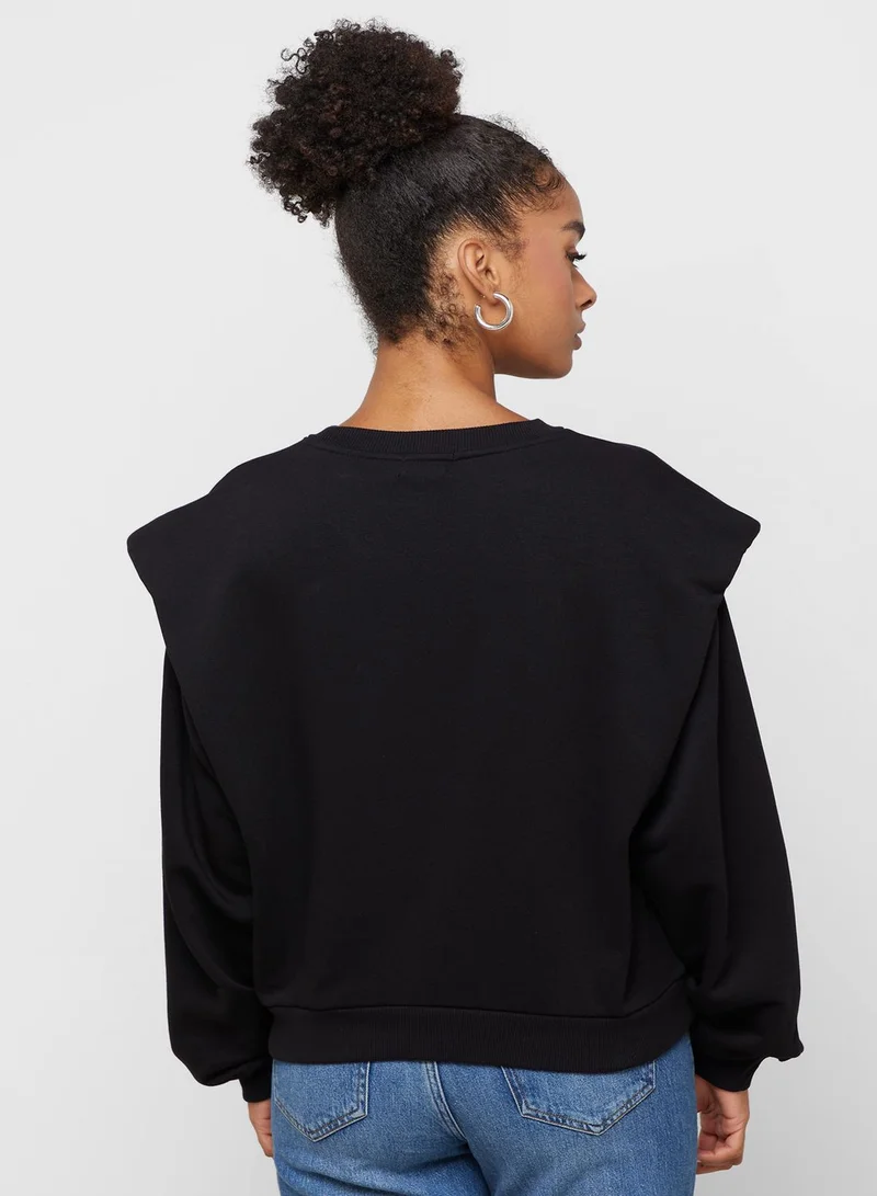 نا-كد Round Neck Sweatshirt