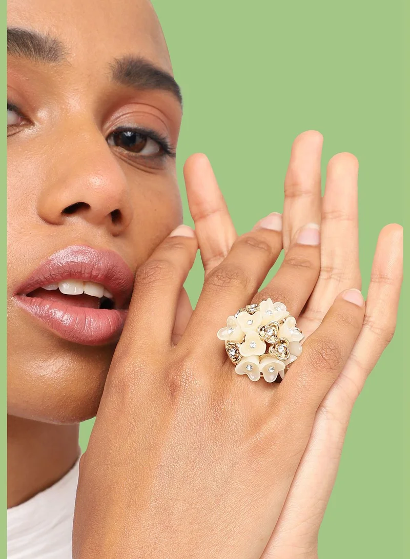 SOHI Gold Plated Party Designer Stone Ring For Women