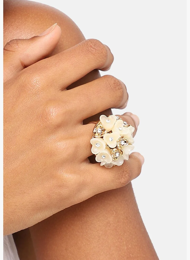 SOHI Gold Plated Party Designer Stone Ring For Women