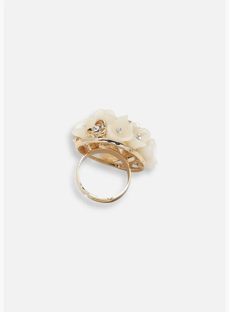 SOHI Gold Plated Party Designer Stone Ring For Women