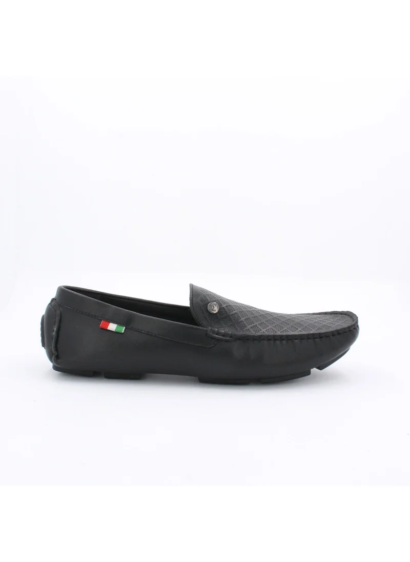 ميلانو WADYNAMITE4 Loafers & Moccasins