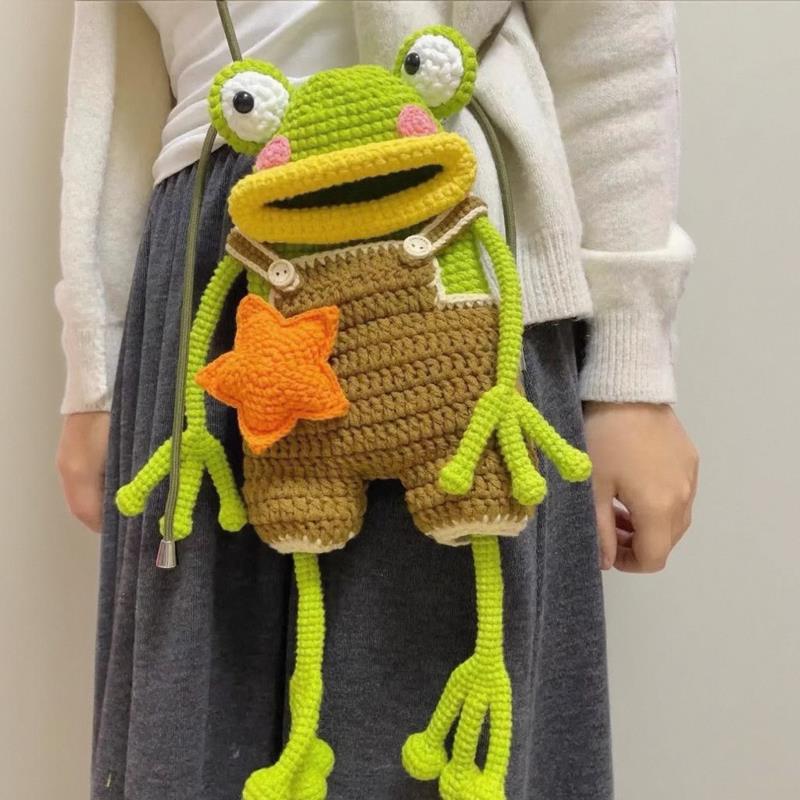 Crochet Frog Phone Pouch DIY Kit Big Mouth Frog Crossbody Bag - Image 1