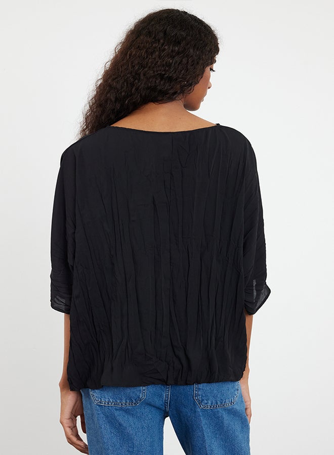 trendyol Black Wrinkle Effect Short Sleeve Woven Blouse TWOAW25BZ00051  - Image 4