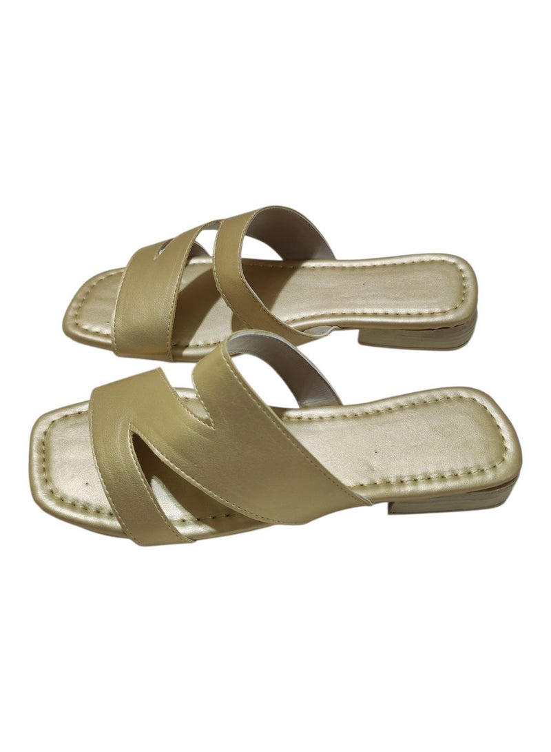 Karisma Flat Squared Toe Slippers With Three Strap Cut Design - Image 2