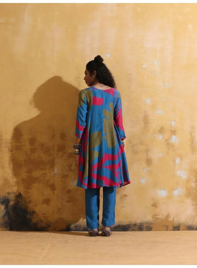 ترو برونز trueBrowns Blue Floral Print Muslin Silk Flared Kurta Co-ord Set