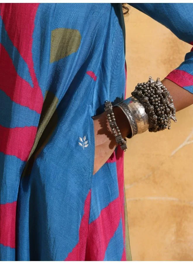 trueBrowns  trueBrowns Blue Floral Print Muslin Silk Flared Kurta Co-ord Set for Women | Best Price UAE