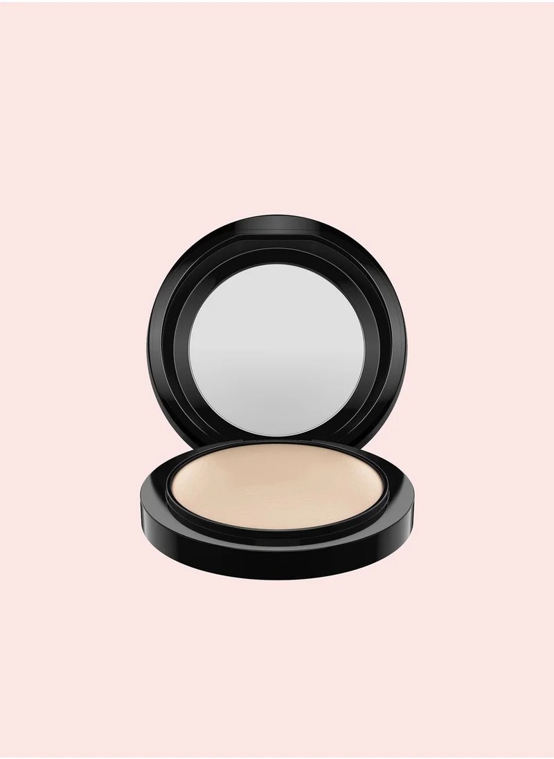 MAC Cosmetics Mineralize Skinfinish Natural - Light Plus