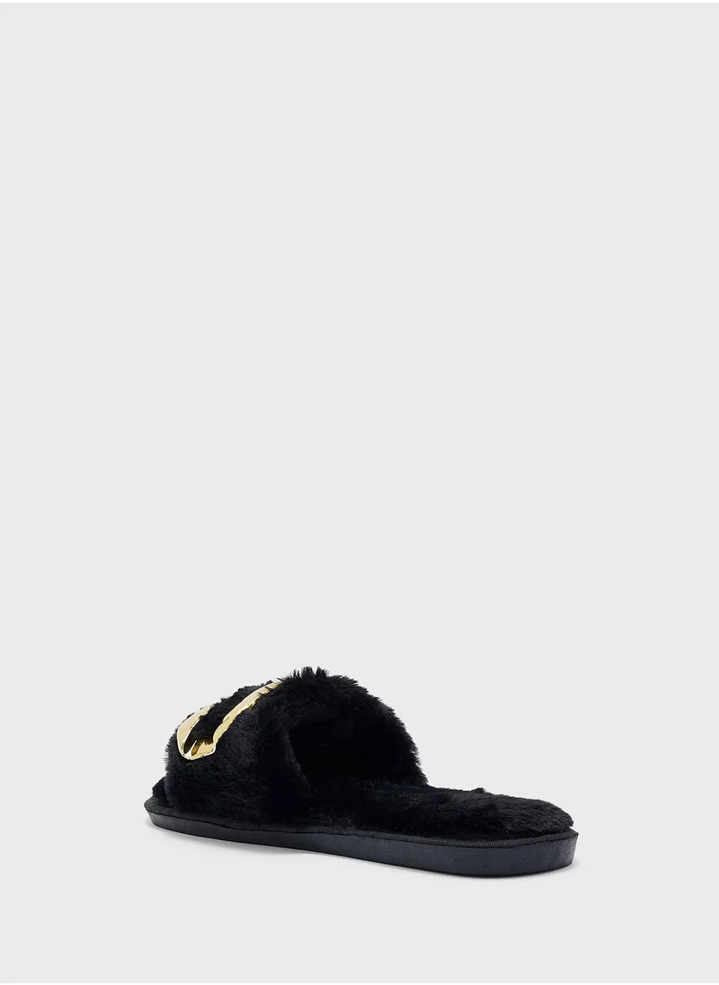 جينجر Metal Trim Fluffy One Strap Bedroom Slippers