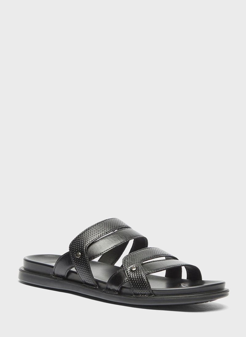LBL by Shoexpress Casual Cross Strap Sandals  - Image 2