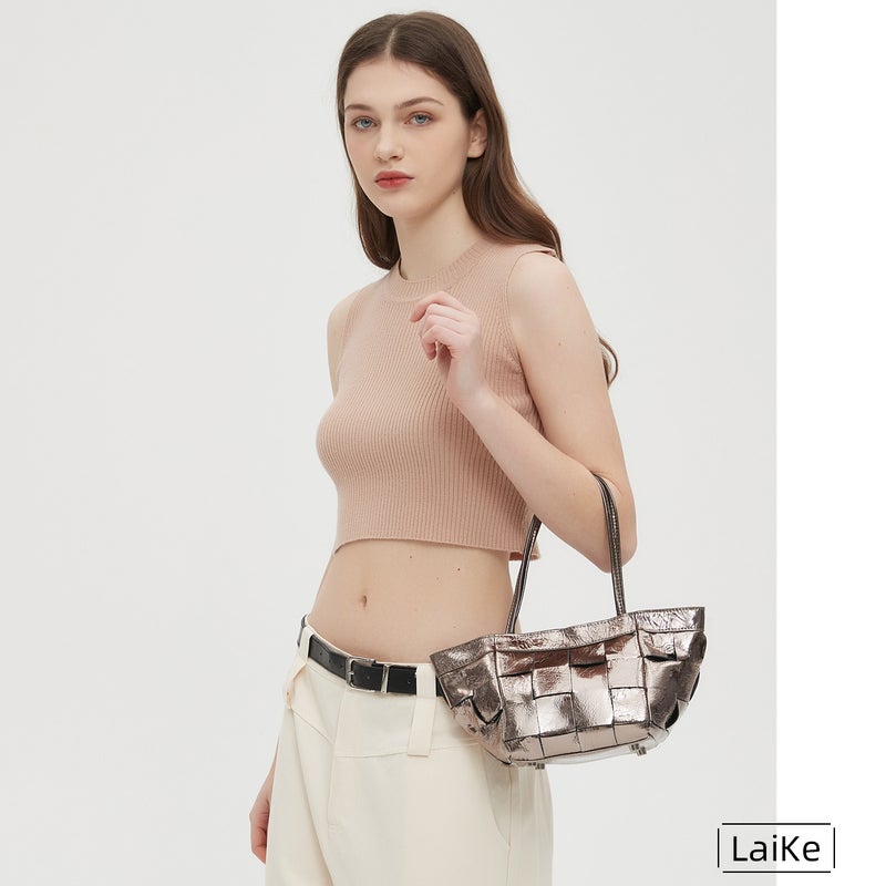 Women's Woven Leather Shoulder Bag - Image 4