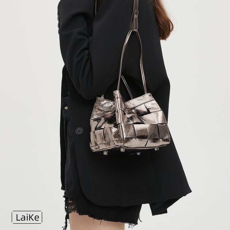 Women's Woven Leather Shoulder Bag - Image 2