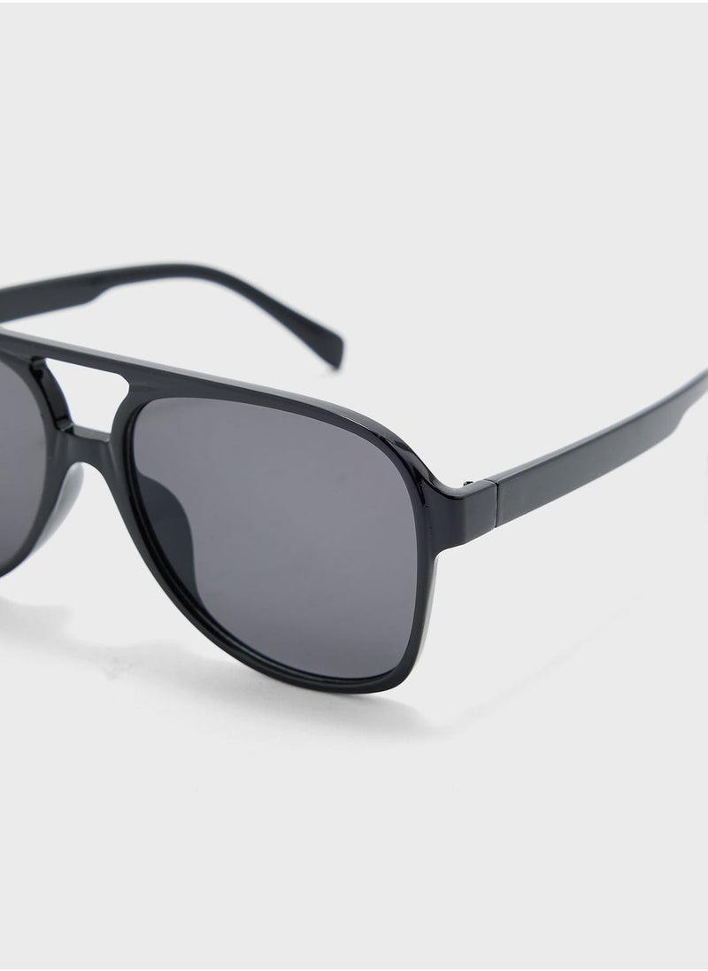 Seventy Five - Casual Oversized Sunglasses - Image 1