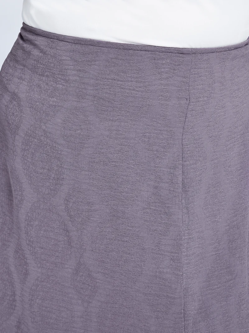 globus Globus Gloplus Women Grey Mid-Rise Self Design Bohemian Front Slit Plus Size A-Line Midi Skirt