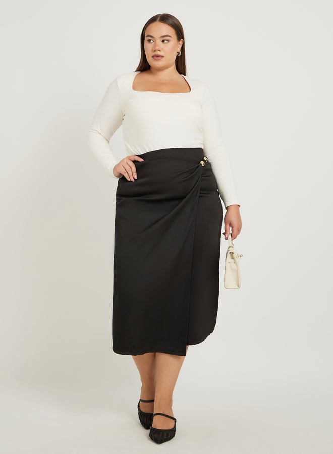 ستايلي تنورة - بياقة ملفوفة مقاس كبير مزينة بالخرز - Image 1