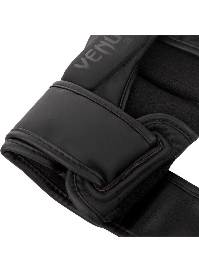 Venum Challenger 3.0 Boxing Gloves Black 10 Oz