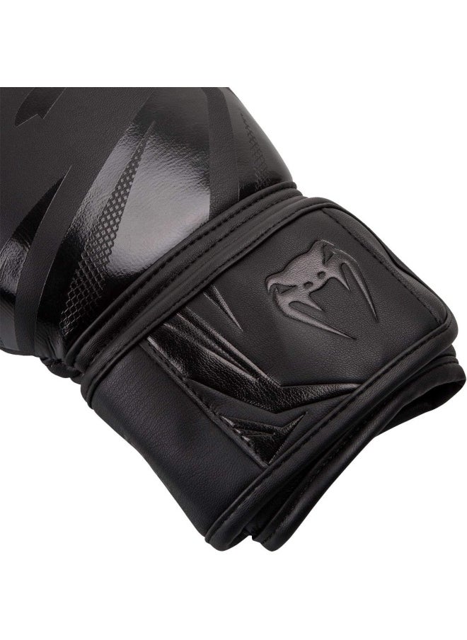 VENUM Venum Challenger 3.0 Boxing Gloves Black/Gold  - Image 3