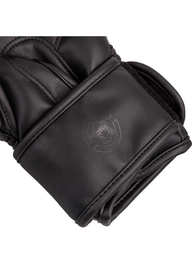VENUM Venum Challenger 3.0 Boxing Gloves Black/Gold  - Image 5