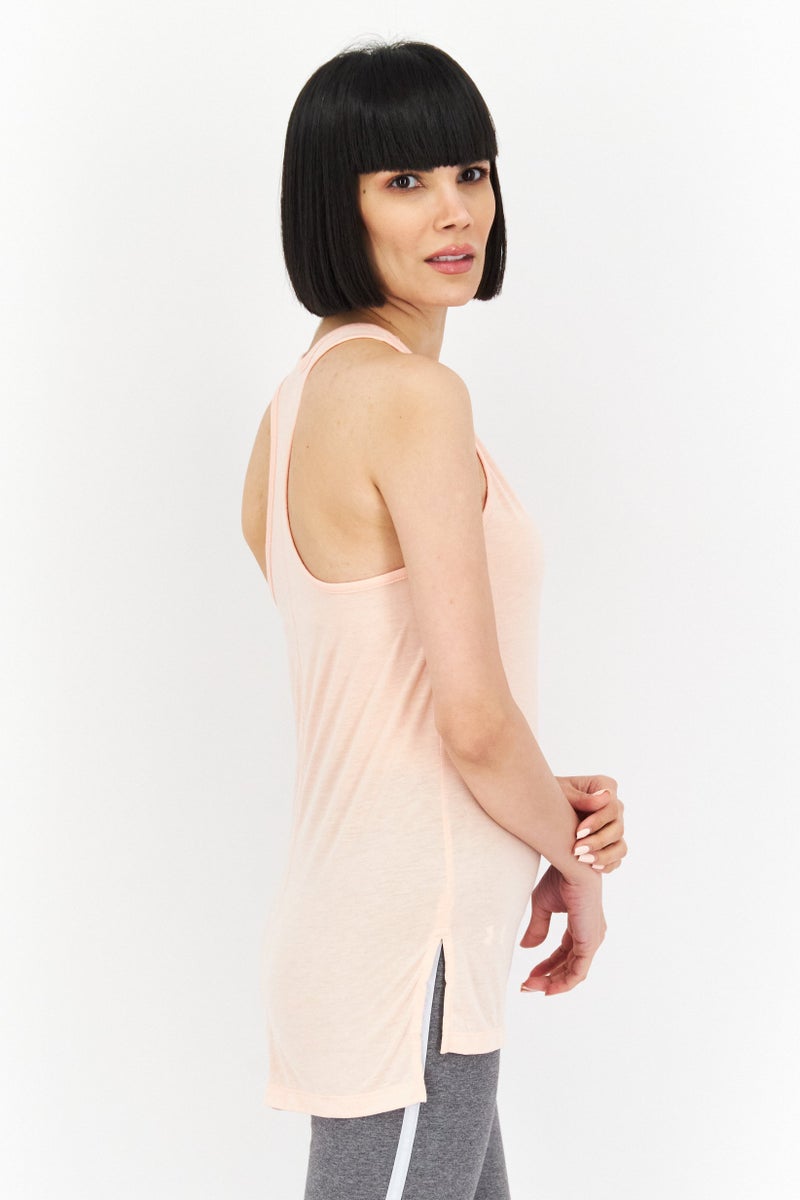 Nike تي شيرت تدريب رياضي نسائي مناسب بلون وردي - Image 3