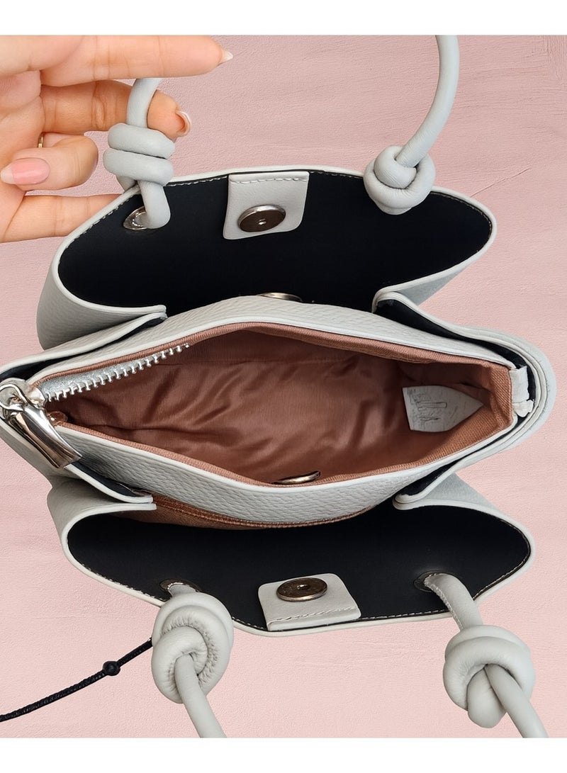 Women’s Small Leather Handbag with Keychain – Elegant Mini Design for Daily Use - Image 2