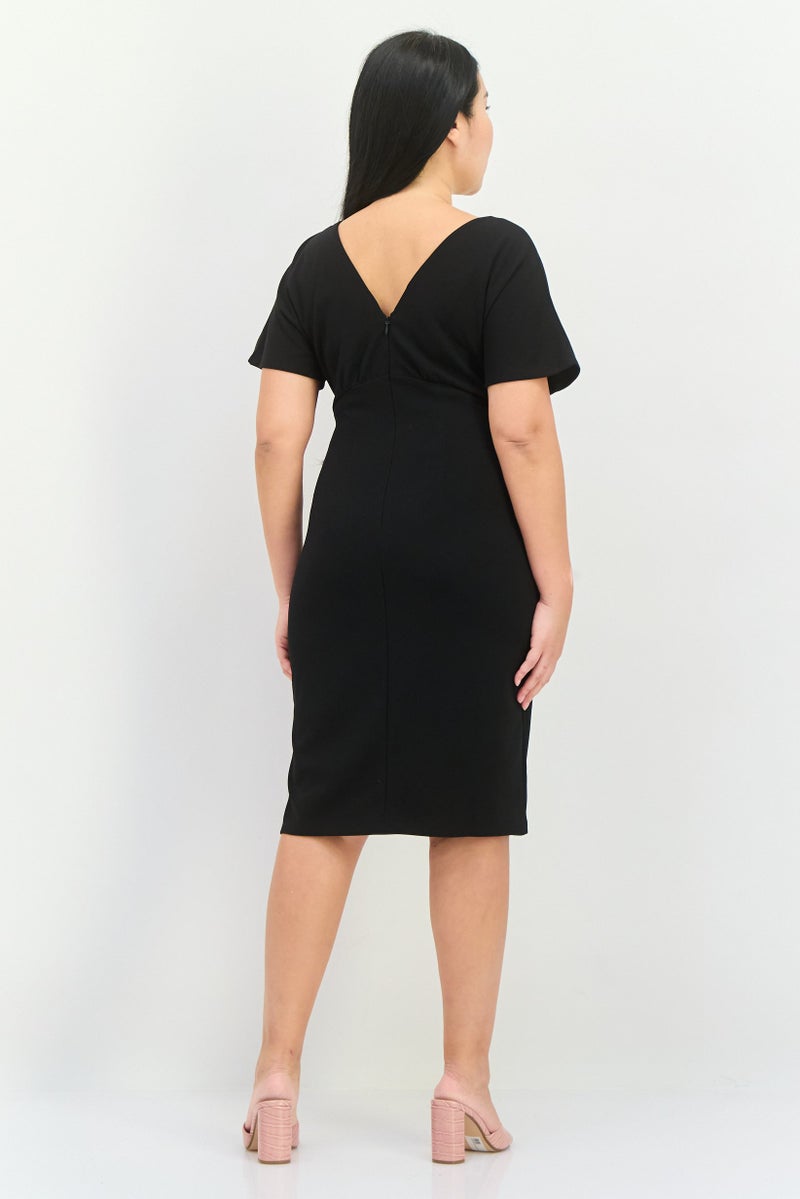 Donna Morgan Women Solid Shift Midi Dress, Black  - Image 4