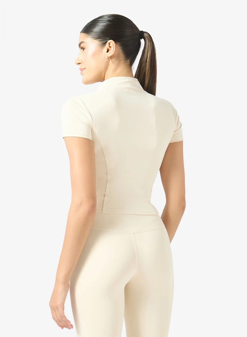 Frwd  Seamless Contouring Zip Up Performance T-shirt for Women | Best Price UAE