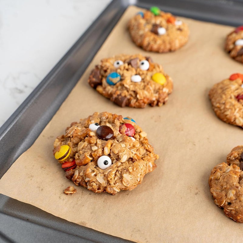 Wilton Baking Tray/Sheet, Perfect Results, Premium Non Stick Bakeware, 38.7 x 26cm (15 x 10in) - Image 5