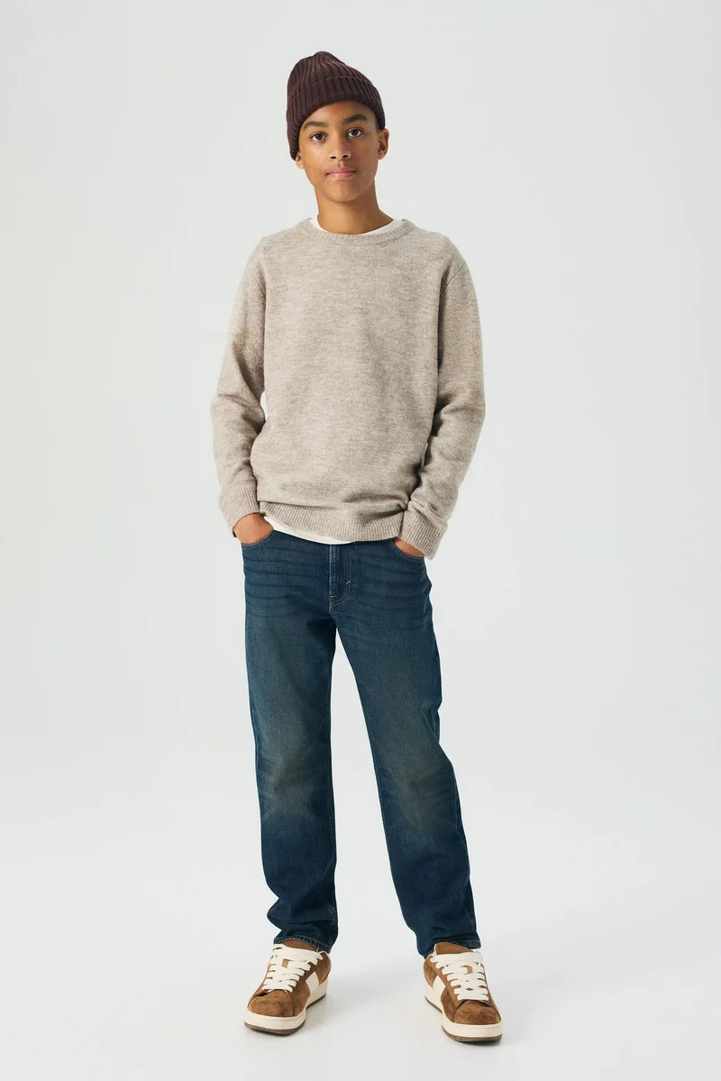H&M Relaxed Tapered Fit Jeans