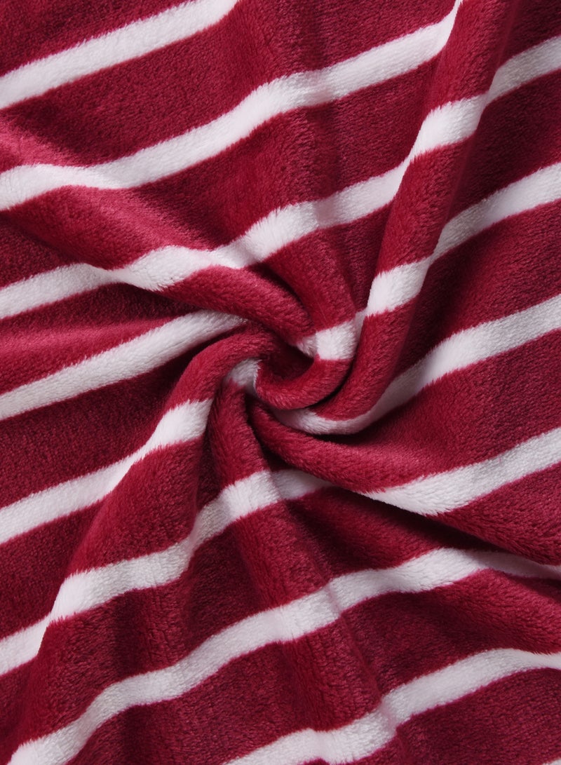 ايست من نون رداء حمام مخطط - 250 جرامًا للمتر المربع مصنوع من البوليستر الناعم بنسبة 100% للنساء - غطاء رأس وجيب - لون أحمر، مقاس كبير جدًا - Image 5