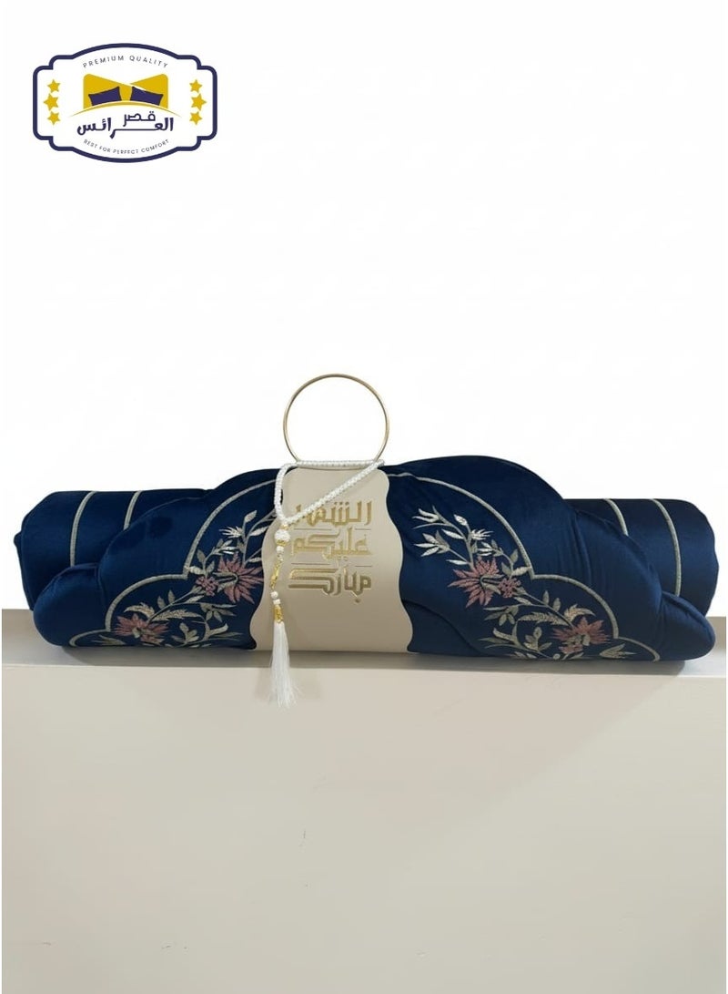 2 cm thick Asfan prayer rug with luxurious embroidery and a matching strap - Image 1