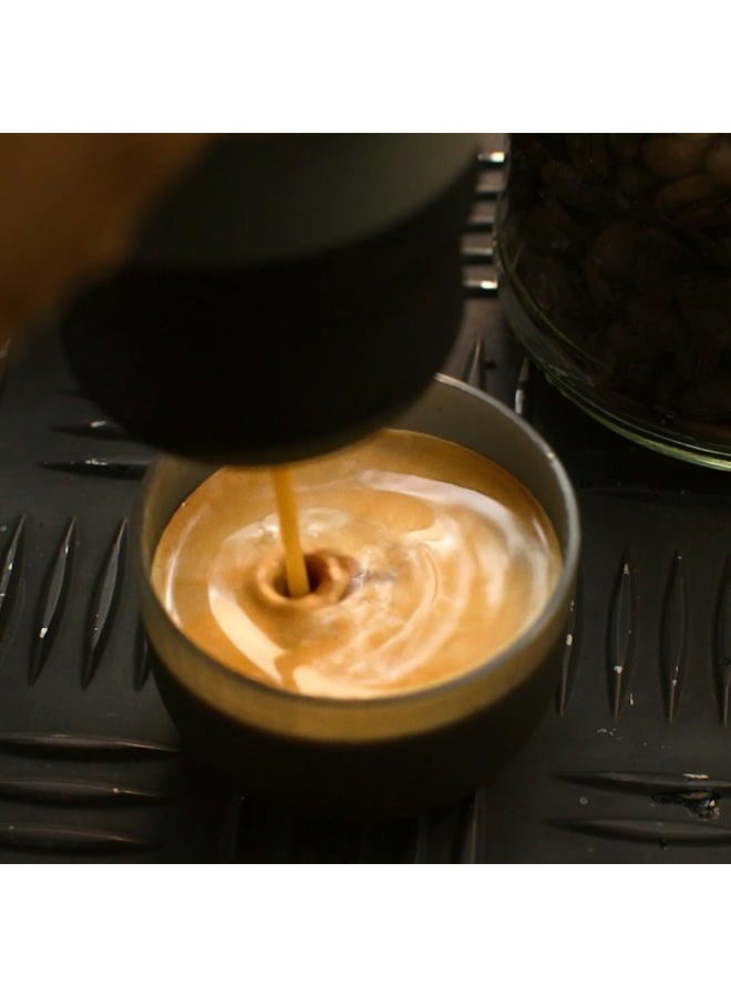 WACACO آلة إسبرسو Minipresso GR2 متوافقة مع القهوة المطحونة، صانعة قهوة محمولة 18 بار تعمل يدويًا، آلة إسبرسو أثناء التنقل، صغيرة جدًا للسفر والتخييم وصيد الأسماك والتسلق وركوب الدراجات. - Image 5