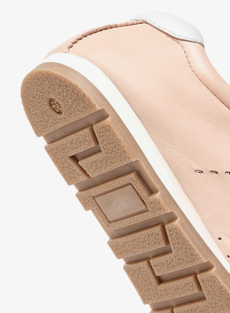 سيليست سنيكرز نسائي جلدي بكاحل مع إغلاق برباط - Image 5