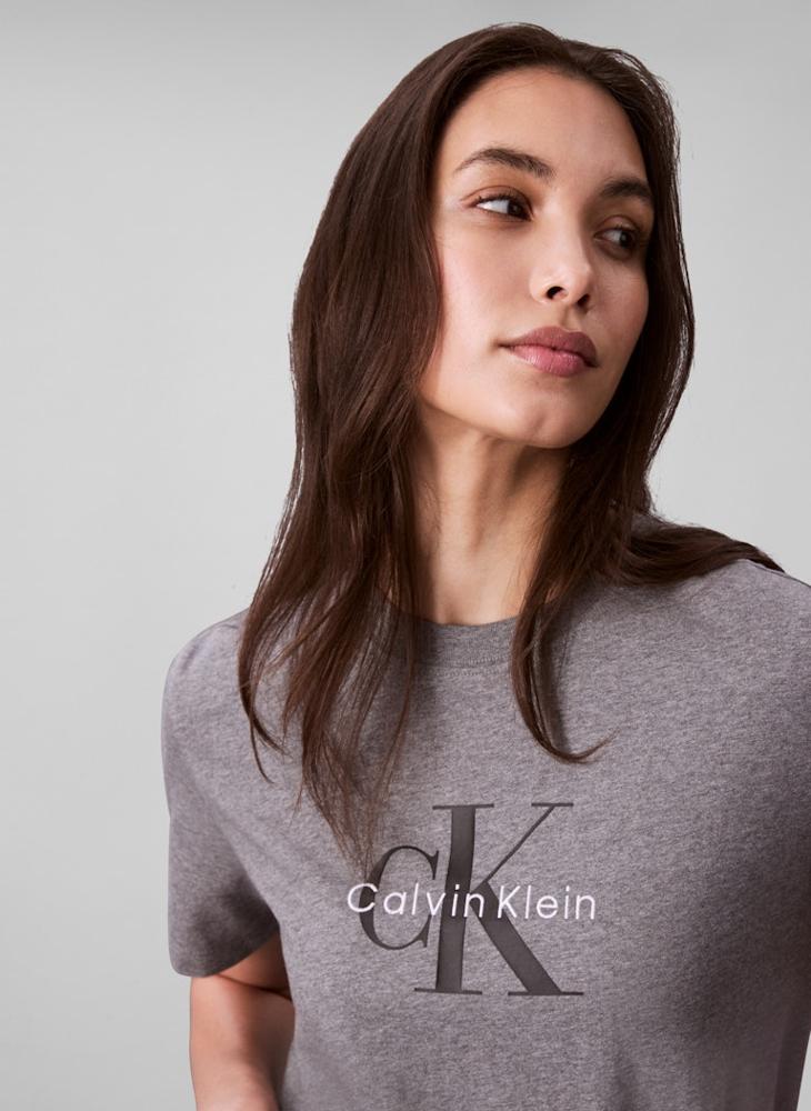 Calvin Klein Jeans Classic Logo T-Shirt - Image 4