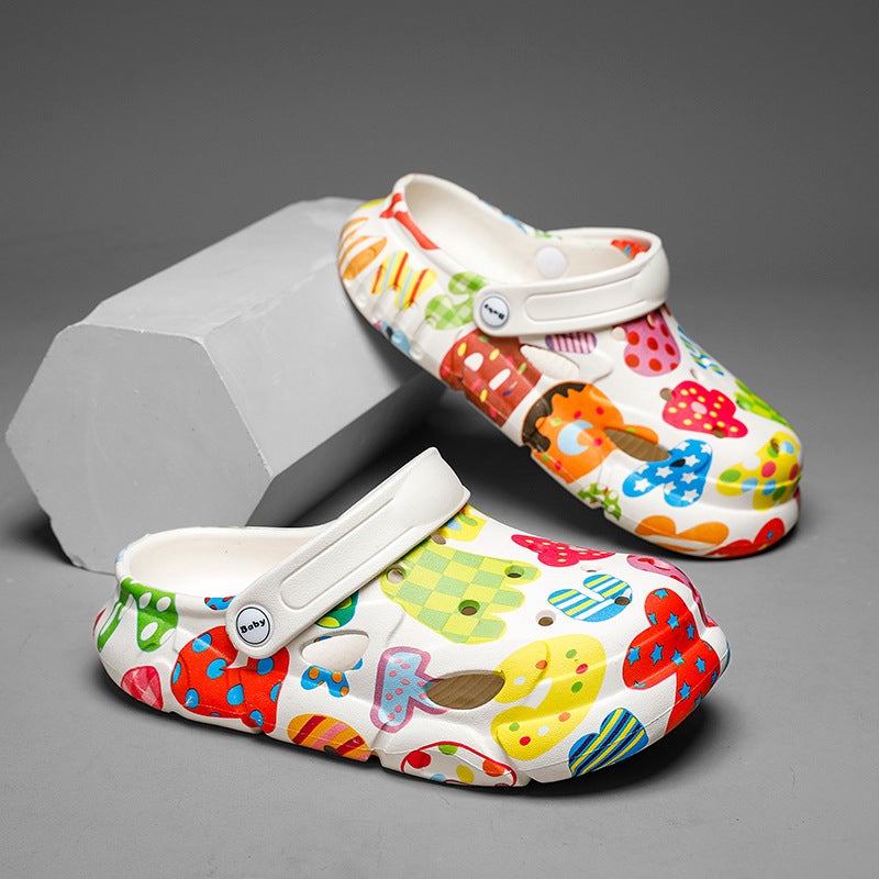 Cartoon Sandals Non-Slip Outer Wear Small, Medium And Large Kidsren'S Clogs 2025 Baotou Internet Celebrity Baby Shoes - Image 3